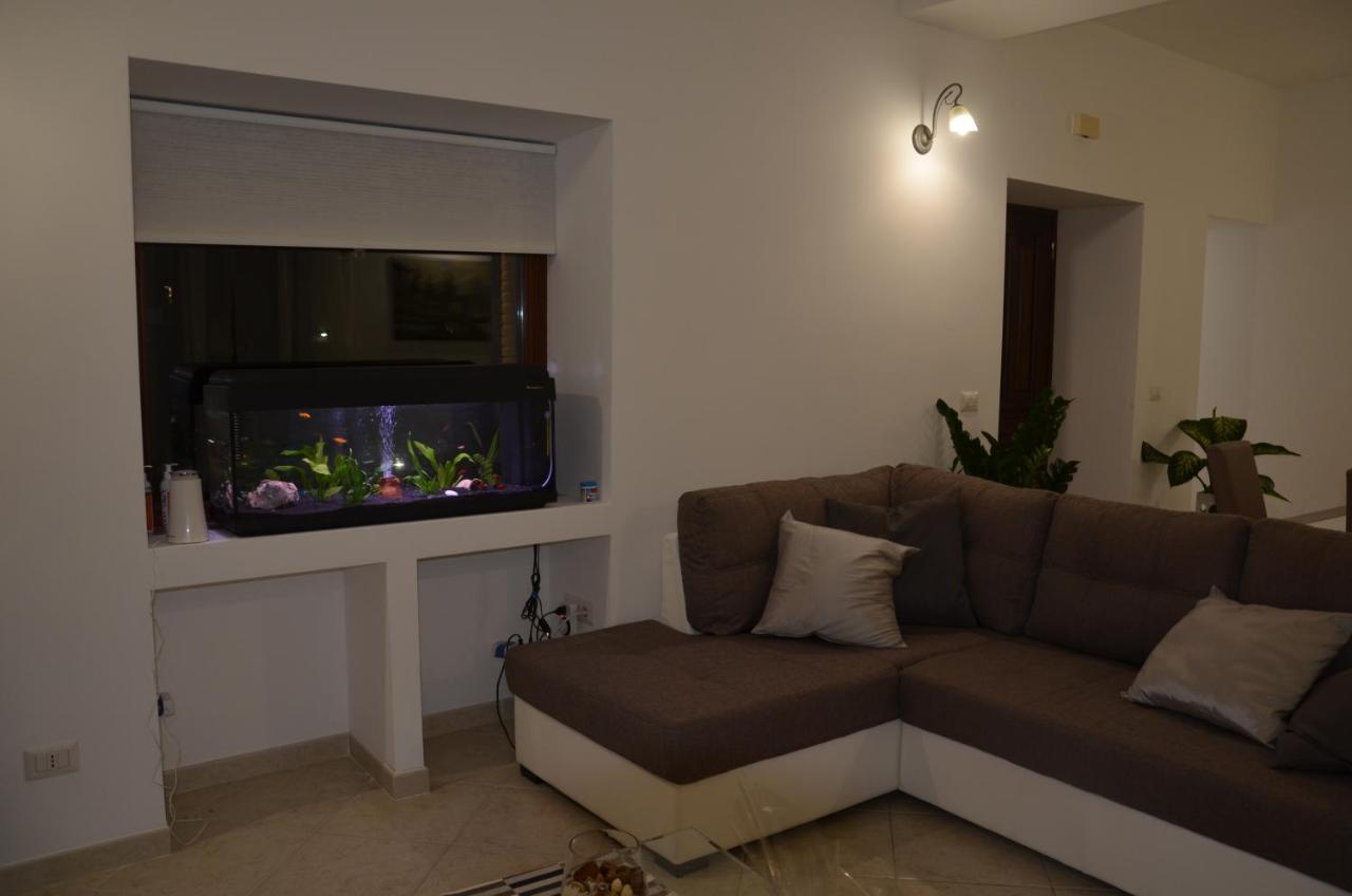 La Tana Delle Lepri Bed & Breakfast Morolo Exterior photo